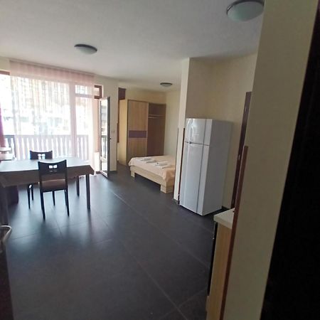 Студио-Шипка Sveti Vlas Exteriör bild